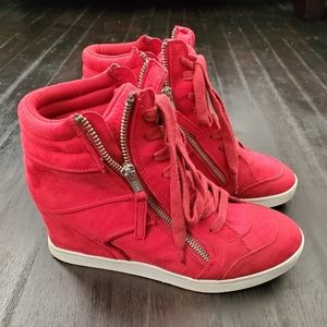 Wedge sneakers
